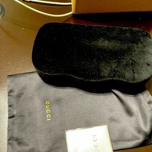 Gucci sunglasses case and bag